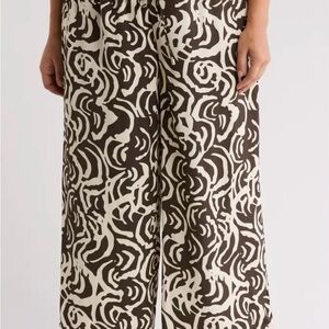 NWOT Adrianna Papell Brown and Cream Abstract Wide Leg Pants